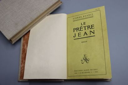 null Pierre de BENOIT, Meeting of works including :



Chez Albin Michel, cover preserved,...