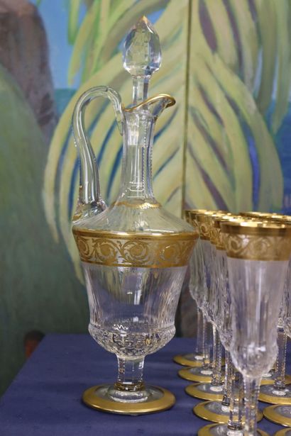 null SAINT LOUIS. Thistle model, 37 pieces. Set of crystal glasses including: 1 carafe,...