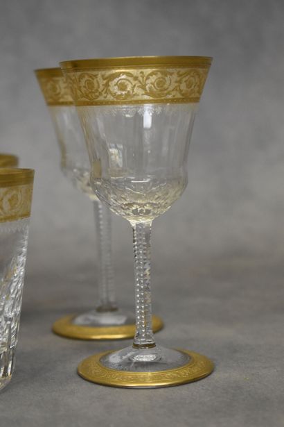 null SAINT LOUIS. Thistle model. Meeting of seven glasses including: three champagne...