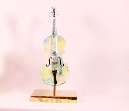 null 
CESO (born 1956)




Impressionist violin, unique piece numbered 1/1, painted...