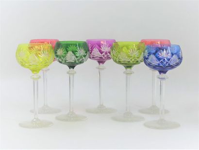 null Val Saint Lambert. Set of seven colored crystal glasses. Height: 18cm. Good...