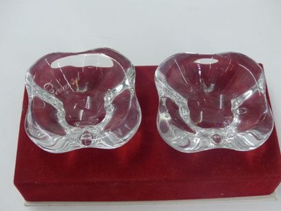 null BACCARAT. Meeting of a box of six crystal knife holders, stamped with box. Two...