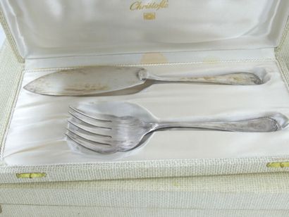 null CHRISTOFLE. Model Malmaison. Silver plated metal set of 75 pieces including:...