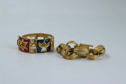 null Christian Lacroix / Lanvin. Meeting of two fancy bracelets; a Lacroix bracelet...