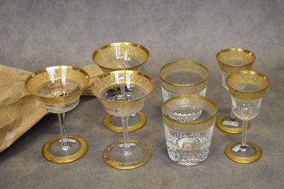 null SAINT LOUIS. Thistle model. Meeting of seven glasses including: three champagne...