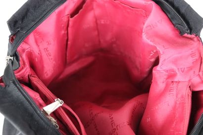 null Meeting of two bags LANCASTER PARIS and LONGCHAMP PARIS. Some traces of wea...