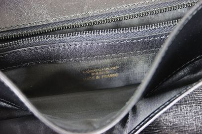 null Meeting of two bags LANCASTER PARIS and LONGCHAMP PARIS. Some traces of wea...