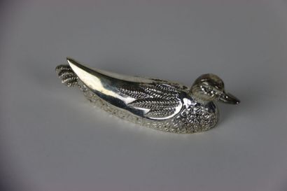 null 12 silver plated knife holders in the shape of a duck, very well chiseled, in...