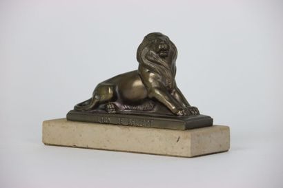 null LION OF BELFORT, subject in cast iron with dark patina on marble base. Dimensions:...