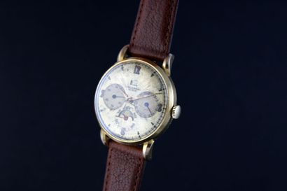 UNIVERSAL GENEVE Triple Date Phase de Lune réf. 11305 vers 1947 Montre bracelet en...