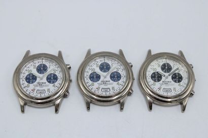 null BEUCHAT. Réunion de 3 montres chronographe/alarme sans mouvement. Cadrans blancs...