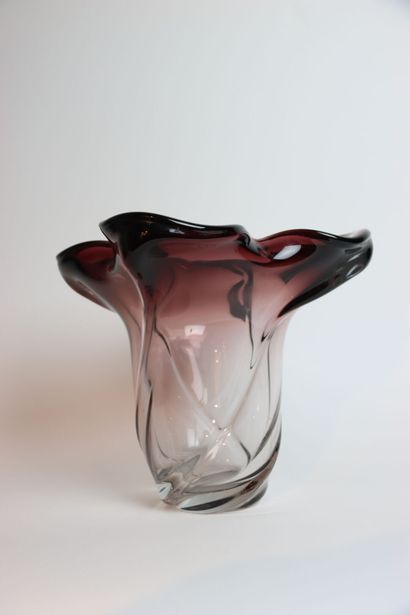 null MURANO. (Dans le gout). Vase en verre polychrome. Hauteur : 26 cm. 