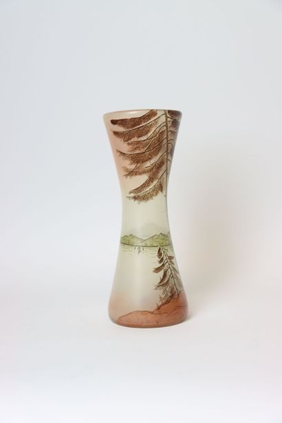 null François-Théodore LEGRAS (1839-1916), Vase à décor émaillé de sapins et de voiliers...