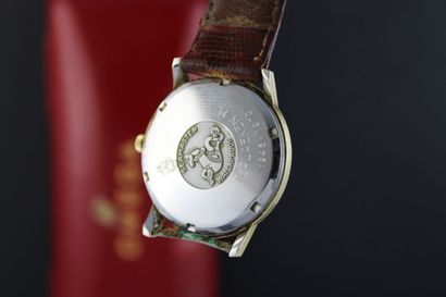 null OMEGA Seamaster de Ville réf.165.007
Montre bracelet plaquée or. Boitier rond...