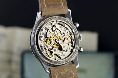 null Breitling Co-Pilot AVI 765 pour Air-France vers 1953.
Montre chronographe bracelet...