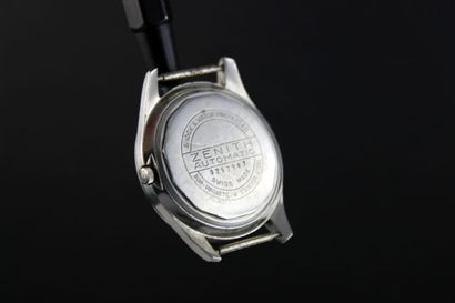 null ZENITH Automatic bumper.
Montre bracelet en acier. Boitier rond. Fond vissé....