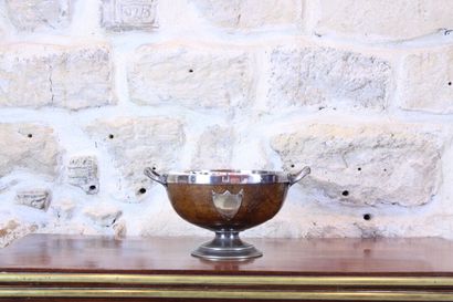 null ENGLAND, late 19th century
Large oak punch bowl on pedestal with silver metal...