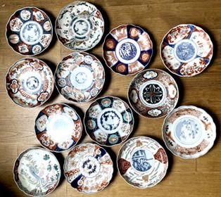 null ASIA. Important lot of thirteen IMARI plates, with poly-lobed edges, different...