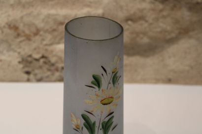 null Opalescent glass vase with polychrome decoration of wild daisies, first half...