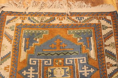 null TURKEY. Carpet Kars, Kazak, around 1975. Size : 188 x 128cm