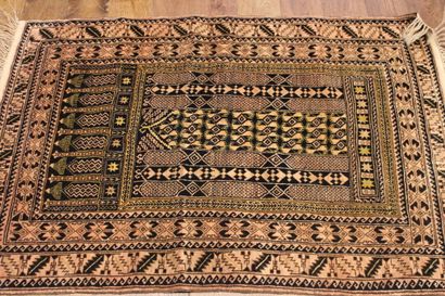 null Beluchistan Afghan carpet, circa 1975. Dimensions: 141 x 96cm