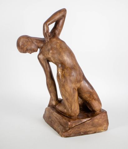 GEORGES MINNE (1866-1941) Georges Minne (1866-1941)
Patinated plaster Baigneuse
signed,... Gazette Drouot