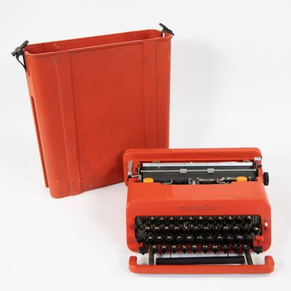  Valentine typewriter, designed by Ettore Sottsass for Olivetti
Valentine typewriter,... Gazette Drouot
