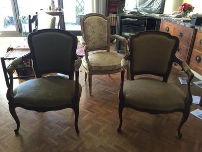 null 
Ensemble de fauteuils de style Louis XV et fauteuil Style Louis XVI