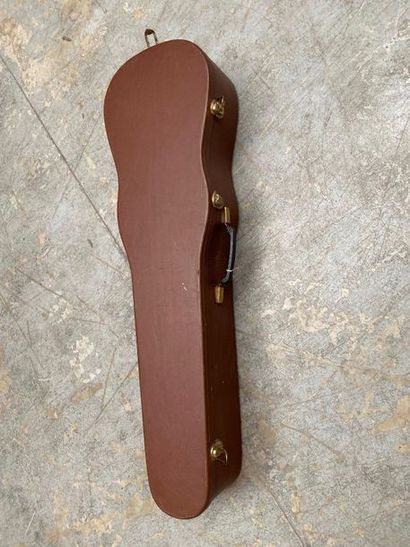 null 7-chorus Vihuela guitar by Fernando VERA made in Madrid in the 1968 vintage

Cedar...