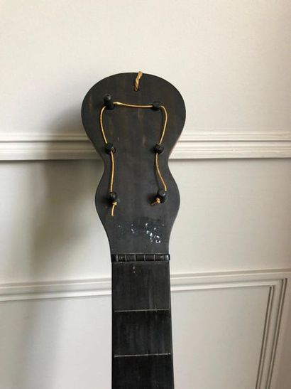 null Mirecourt Guitar 1830 by Soriot, whose label it bears
Speckled maple, Viennese...