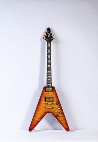 null Guitare électrique solidbody de marque Gibson Custom, modèle Flying V Custom...