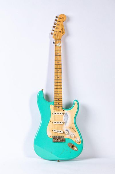 null FENDER Custom shop electric solidbody guitar model 1956 Stratocaster Relic,...
