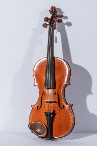 Violin with a Vincent L'AINE label made in...
