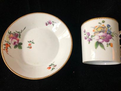 null DRINKS. Straight cup and its saucer in porcelain, polychrome decoration of flower...