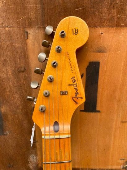 null Guitare électrique solidbody de marque FENDER Custom Shop modèle 58 Stratocaster...