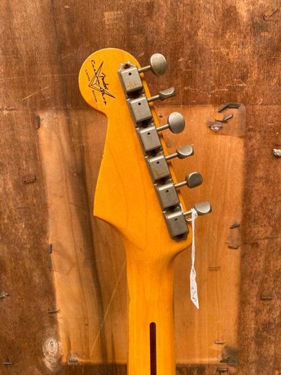 null Guitare électrique solidbody de marque FENDER Custom Shop modèle 58 Stratocaster...
