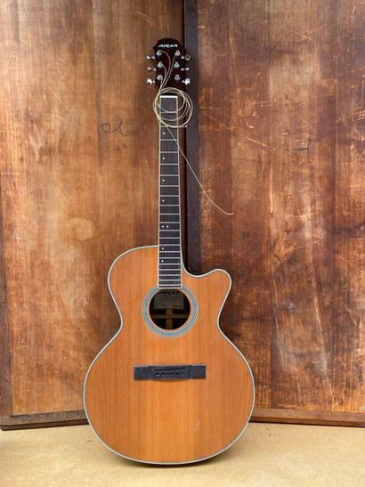 null Guitare folk pan coupé electro acoustique de marque ARIA modèle ASP-100CE M

N°...