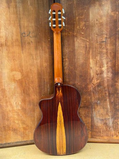 null Prudencio SAEZ electro-acoustic classical pan coupe guitar

made in spain model...
