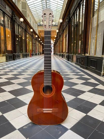 Guitare classique de Jacques Favino, Paris,...