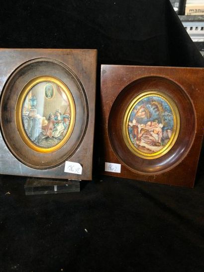 null Set of 2 oval miniatures in frames representing

The statement, 8x6.5cm

An...
