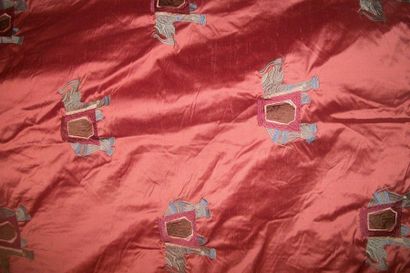 null pair of curtains and a red taffeta mantling embroidered with elephants (spots).

	3,...