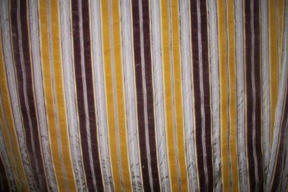 Maison BRAQUENIE MANSART silk velvet, Braquenié, cream striped purple taffeta background,...