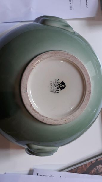 null M. DE BAISER GRATTI (20th century) for SEVRES 

Covered pot, celadon-green porcelain,...