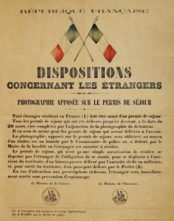 1915 DISPOSITIONS CONCERNANT LES ÉTRANGERS - Photographie apposée sur le permis de...