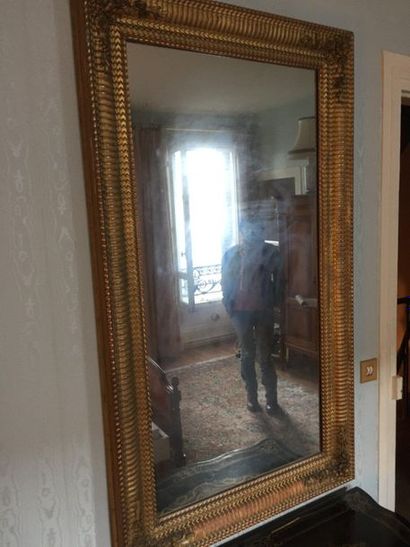 null Miroir en bois doré

143x82cm