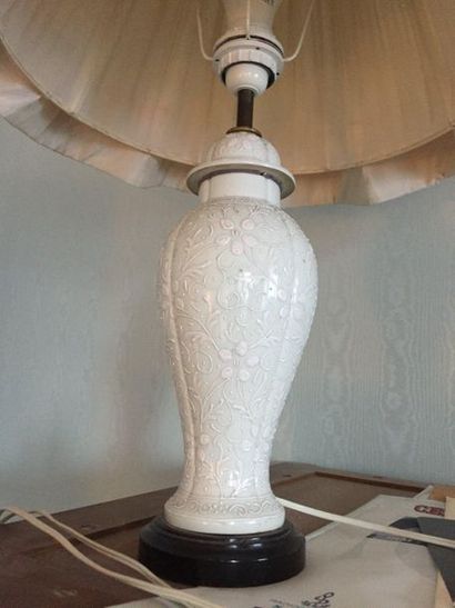 null 2 vases mounted as a lamp