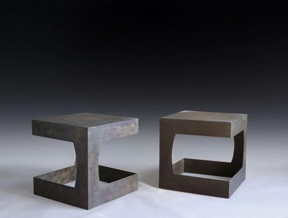null Pair of brushed metal sofa ends

50x50x50cm