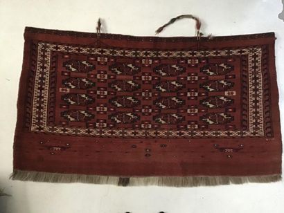 null Original Chuval Yomoud Bukhara (Turkmenistan) late 19 th century

Saddle pads

Dimensions....