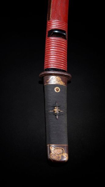 null Tanto short sword in his red lacquer saya (scabbard) 

Meiji