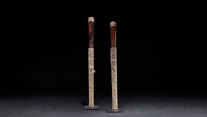 null Two knives with horn handle and hammered metal sheath, late 19th century Ca...